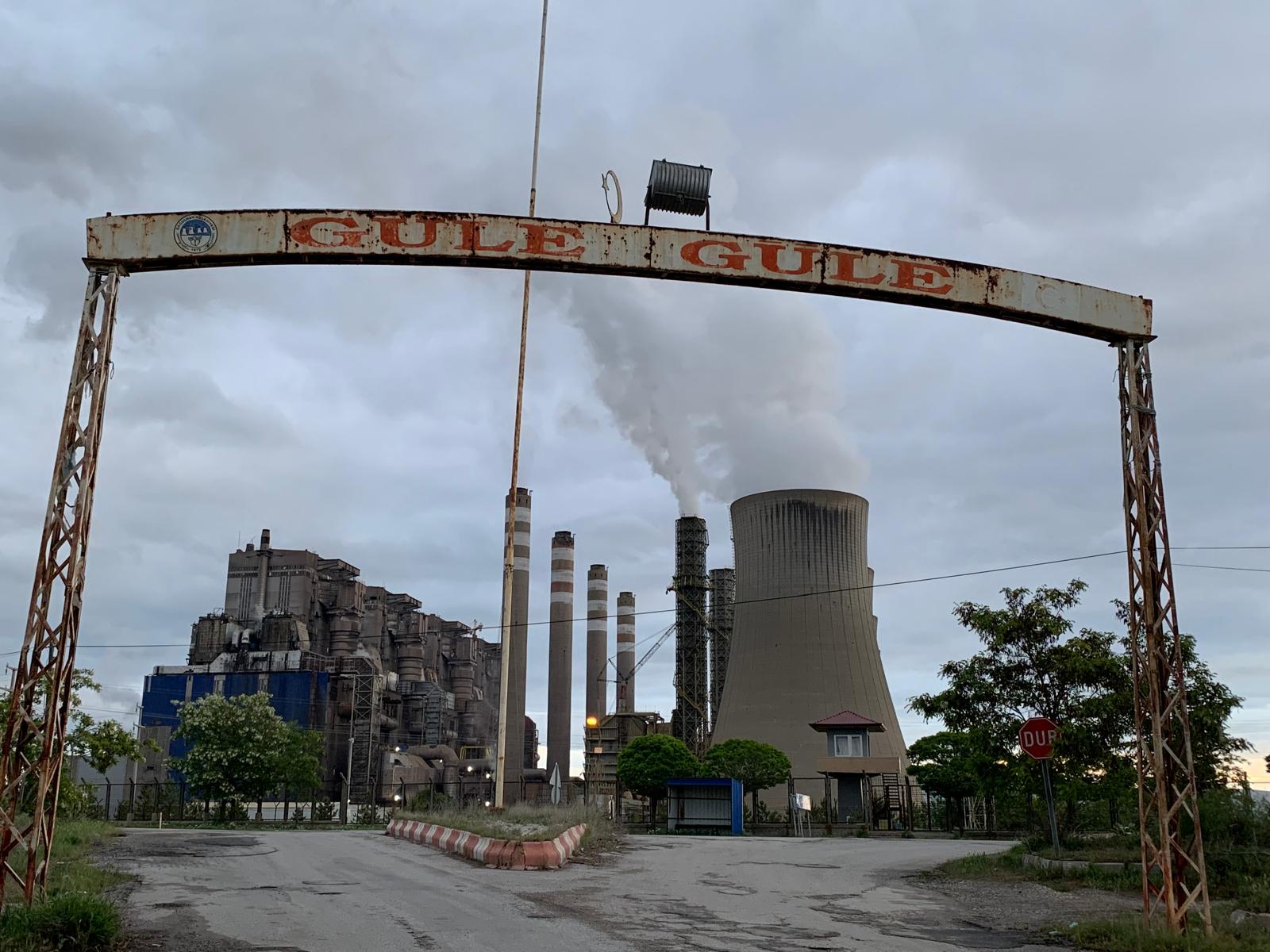 Entrance to Çoğulhan village, located 500 meters from Afşin Elbistan, a coal power plant, Afşin, Kahramanmaraş, Türkiye.
