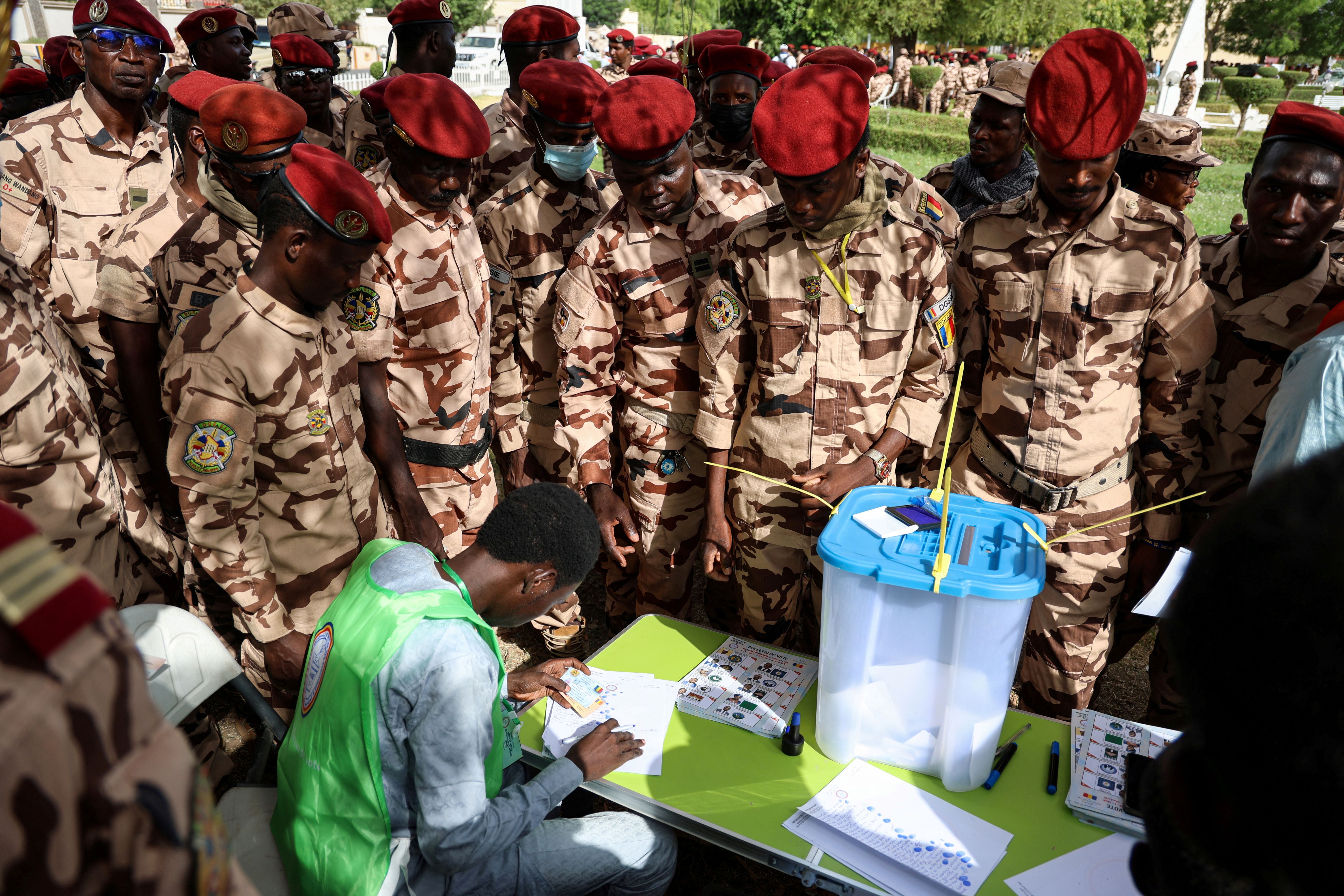 Chadian soldiers wait to cast their votes in the presidential elections, N'djamena, Chad, May 5, 2024. 