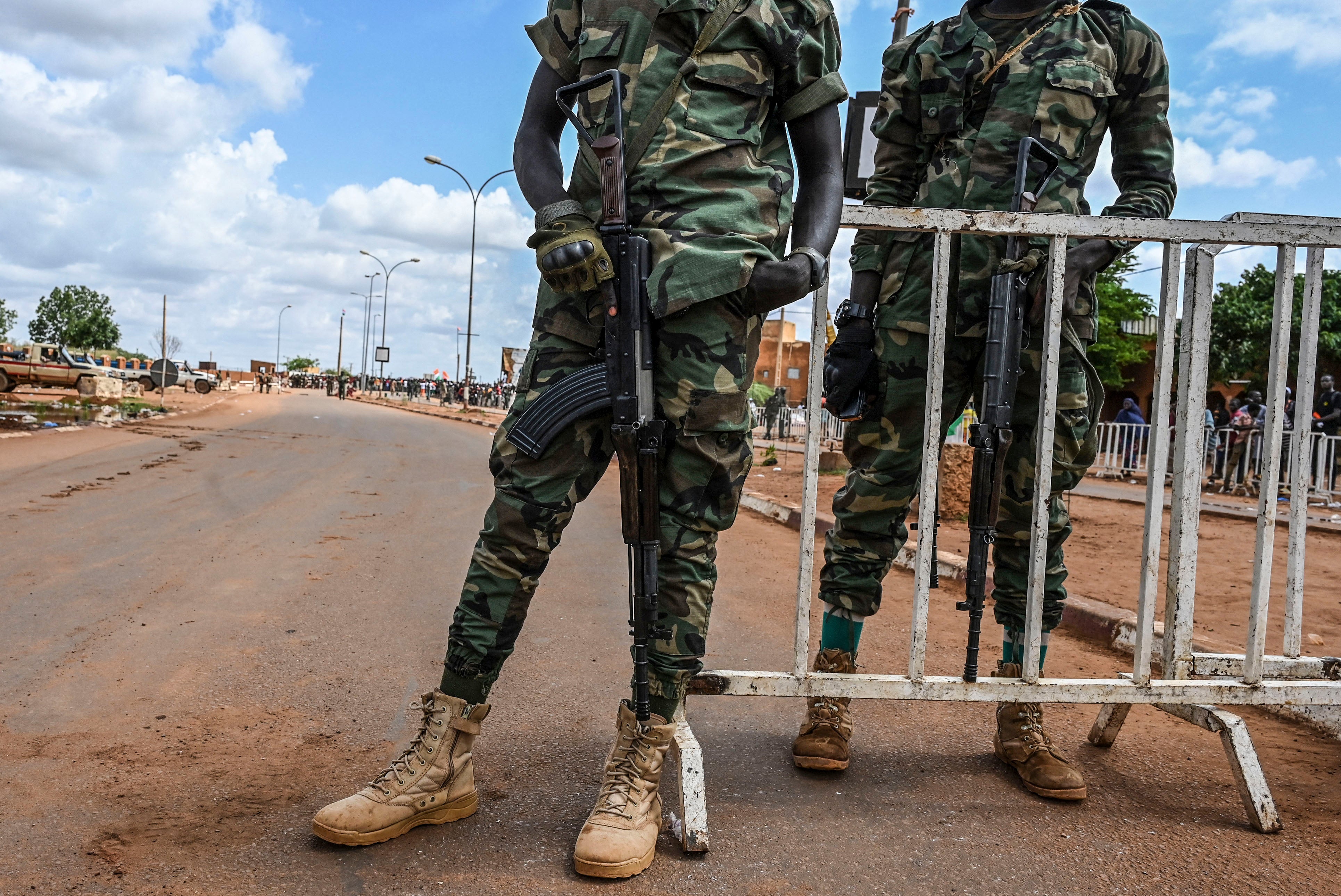Nigerien police stand guard in Niamey.