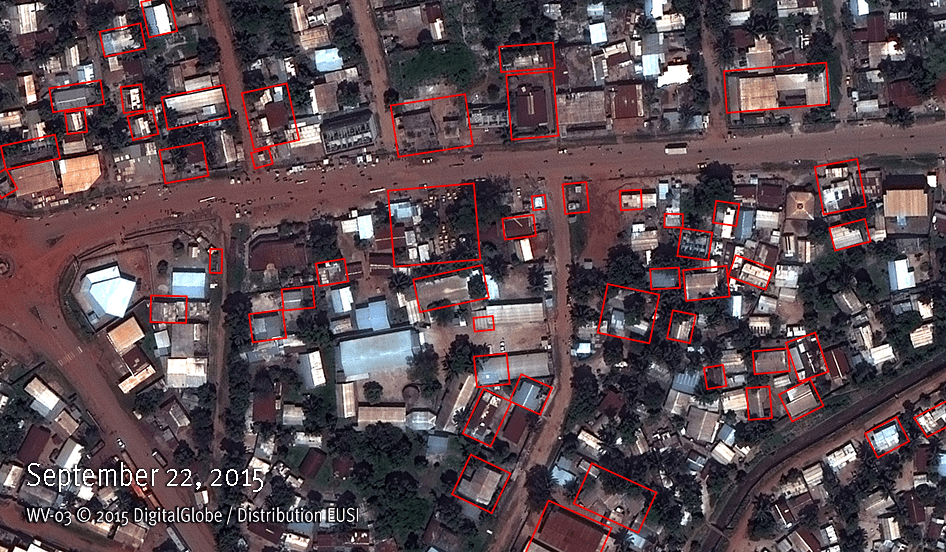 Satellite Images illustrating building destruction in the Bazanga and Sara neighbourhoods of Bangui between September 22 and October 4, 2015