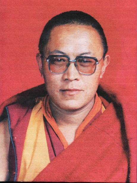 四川甘孜藏族自治州知名且受人尊敬的喇嘛，丹增德勒仁波切 (Tenzin Delek Rinpoche)