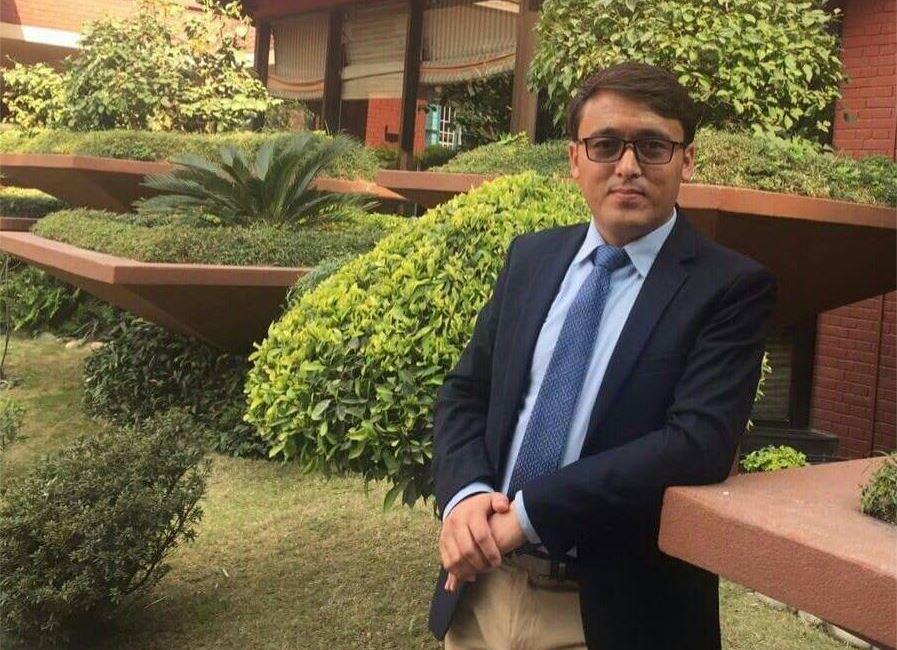 Le défenseur afghan des droits humains Abdul Samad Amiri.