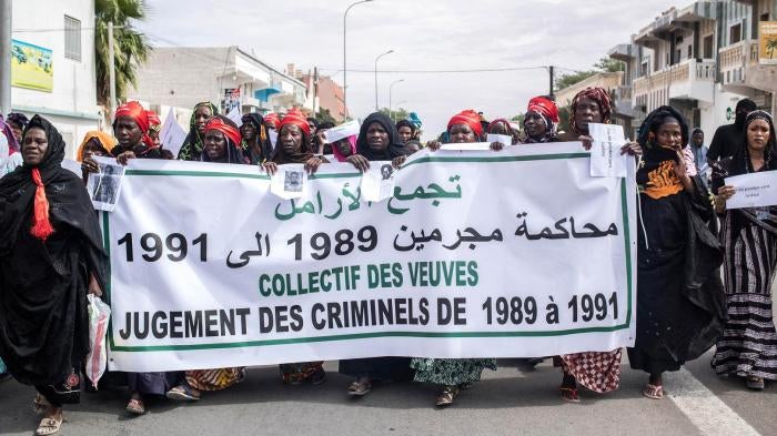March organized by the Collective of Widows and by the Collective of Civilian and Military Victims, on the Day of Commemoration of the Events of 1989-1990, November 2016, Nouakchott. 