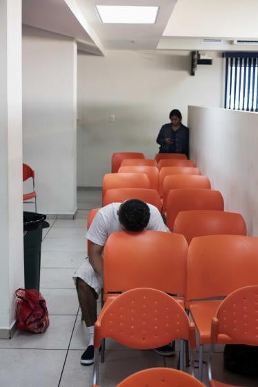 202002US_elsalvador_main