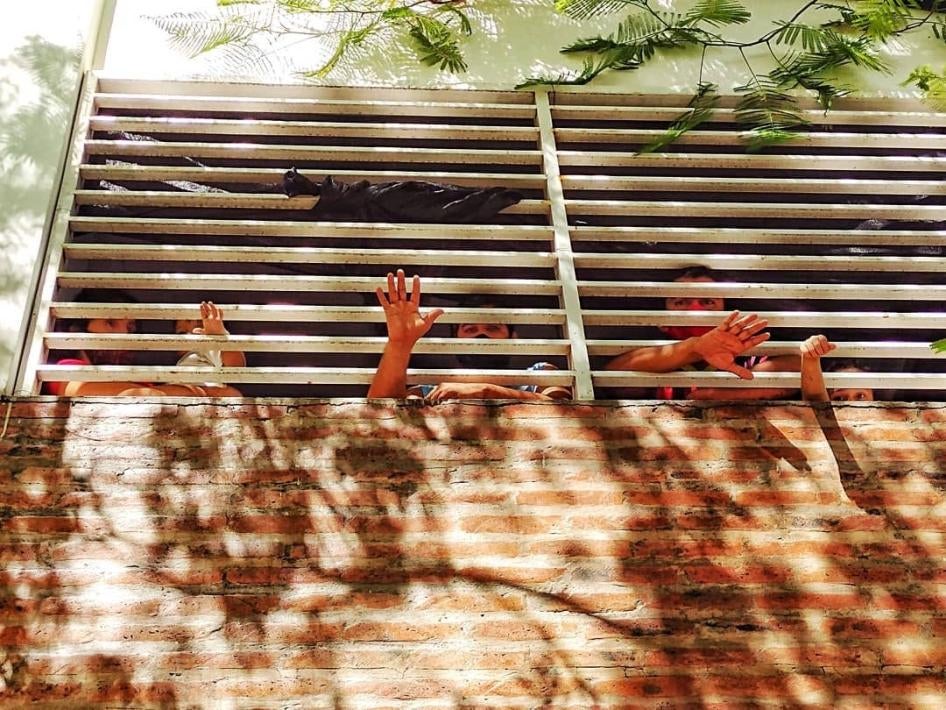 People held in mandatory quarantine at School N°18, which served as a quarantine center, in the city of Formosa, on January 21, 2021. 