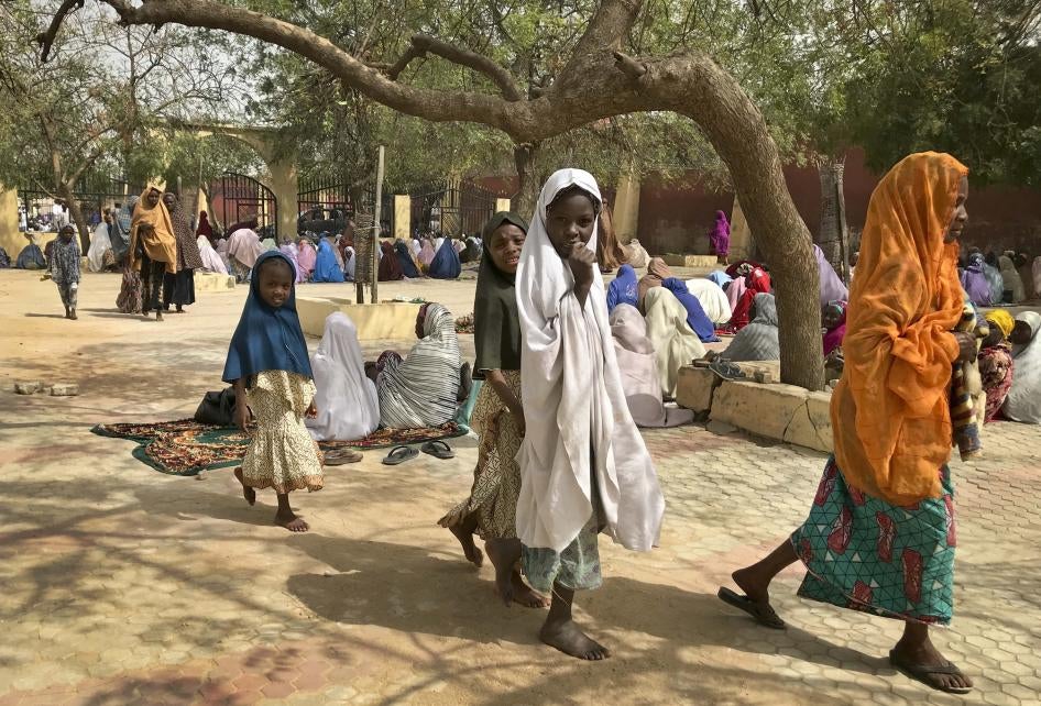 202202africa_nigeria_schoolgirls