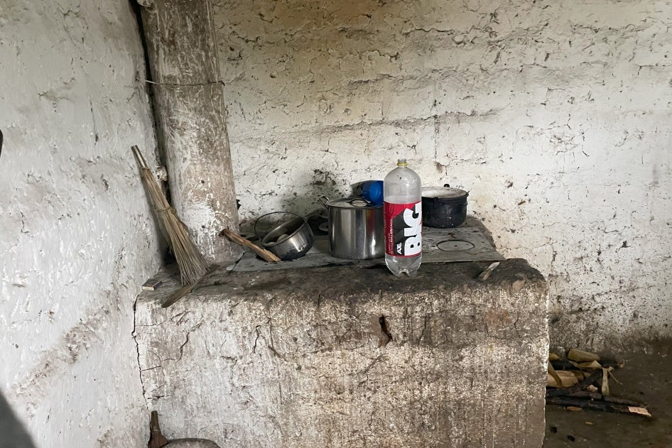 Stove inside a home in Aldea Chuiaj, Santa María Chiquimula, Totonicapán department. 