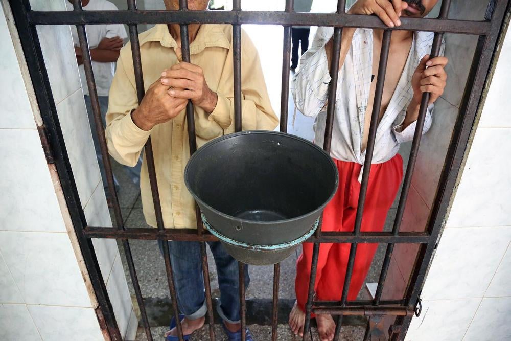 Doctors had locked up patients at a psychiatric hospital in Trujillo State, where the general absence of adequate health services, including lack of medicines, made it very difficult to address the needs of their patients, June 2016. 