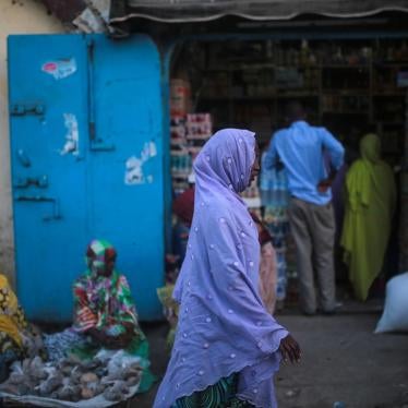 A woman walks through a vegetable market in Djibouti City, May 2015. © 2015 AP Photo/Mosa'ab Elshamy
