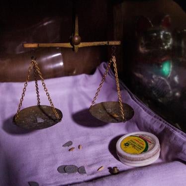 gold trading shop in Santa Milagrose