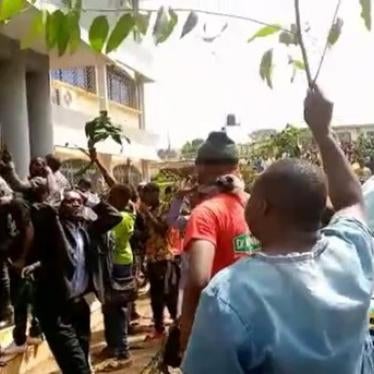 Screenshot from a video of a crowd protesting the death of a schoolgirl caused by a police officer in front the governor’s office in Bamenda, North-West region, on November 12, 2021