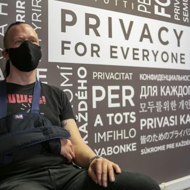 El activista por los derechos digitales Ola Bini en Quito, Ecuador.