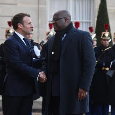French President Emmanuel Macron and Congo's President Félix Tshisekedi at the Élysée presidential palace in Paris, November 12, 2019.