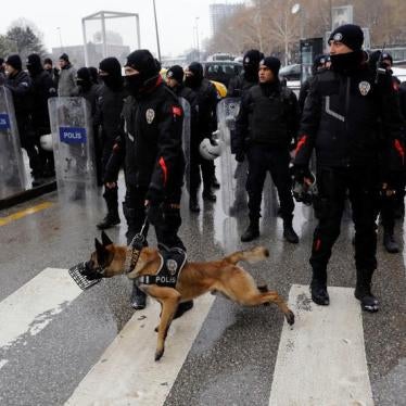 Riot police block the road to prevent protesters from marching to the Turkish Parliament as the lawmakers gather to debate the proposed constitutional changes in Ankara, Turkey, January 9, 2017. 