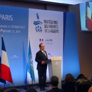 Le président Hollande annonce l'adhésion de la France à la Déclaration sur la sécurité dans les écoles