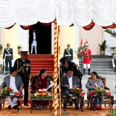 epalese Prime Minister Pushpa Kamal Dahal (4th L), also known as Prachanda, along with President Bidhya Devi Bhandari (3rd L), Vice President Nanda Kishor Pun (2nd L), and Chief Justice of the Supreme Court Sushila Karki (L).