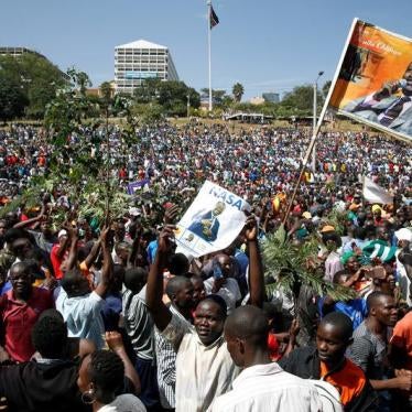 Supporters of Kenyan opposition leader Raila Odinga of the National Super Alliance (NASA) coalition gather ahead of Odinga's planned swearing-in ceremony as the President of the People's Assembly at Uhuru Park in Nairobi, Kenya, January 30, 2018. © 2018 R