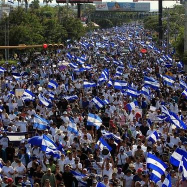 Demonstrators protest against police violence and the government of Nicaraguan President Daniel Ortega in Managua, Nicaragua, April 23, 2018. 